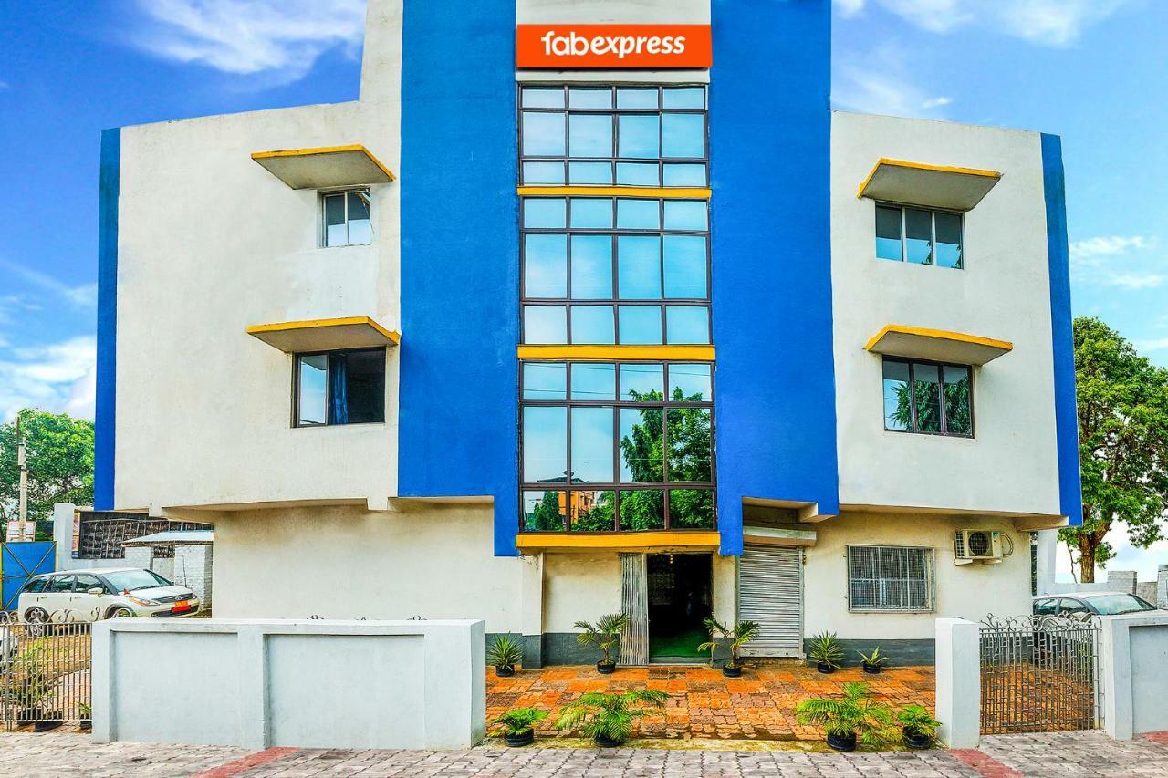 Fabexpress Vinita Welcome Villa Howrah Hāora Екстериор снимка